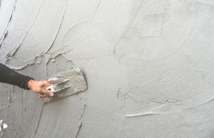 Какая штукатурка лучше: цементная, гипсовая или известковая? Разбираем преимущества и недостатки